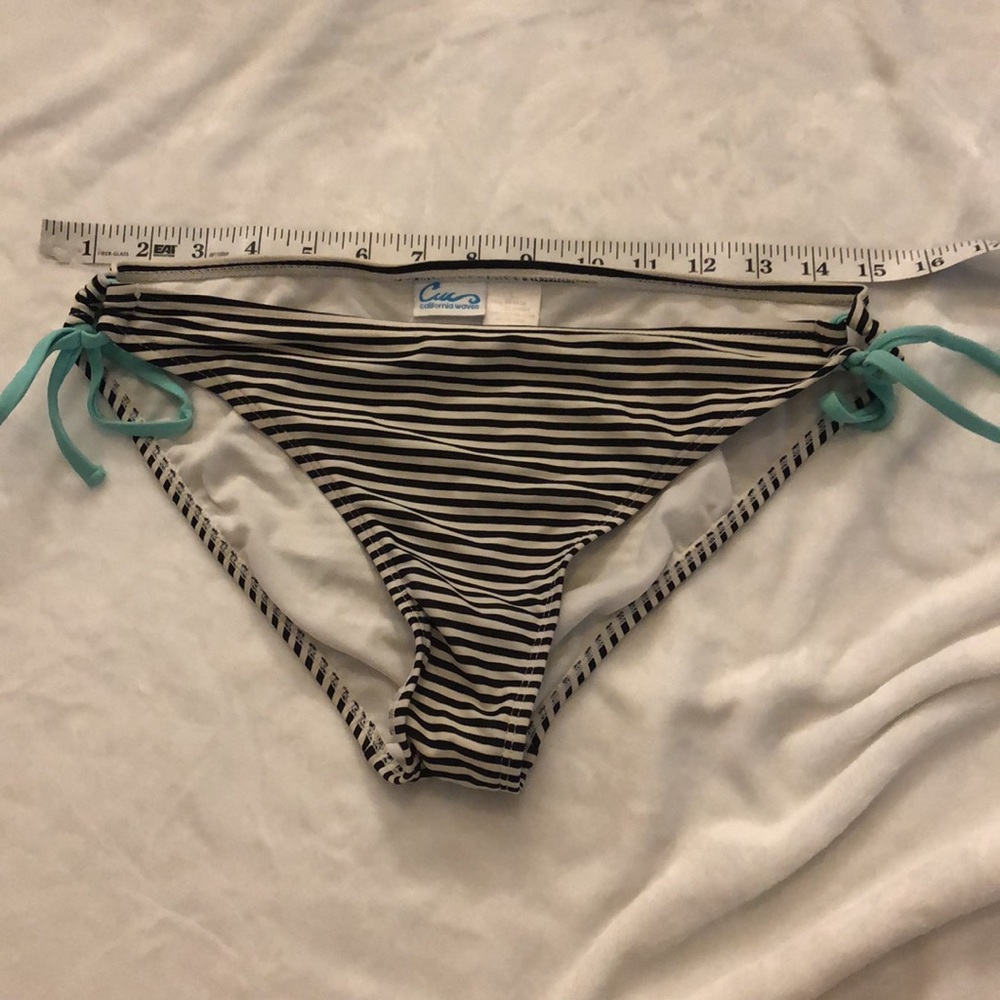 B/W striped size large bikini bottoms w/ teal ties